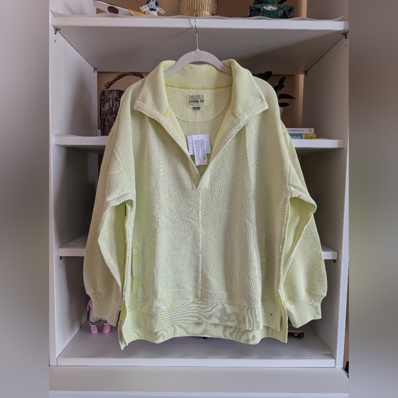 aerie Tops - American Eagle AE Oversized Big Hug Collared Sweatshirt